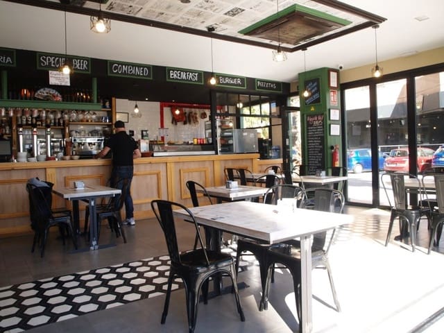 Restaurant/Bar til salg i Fuengirola - € 149.950 (Ref: 9428375)