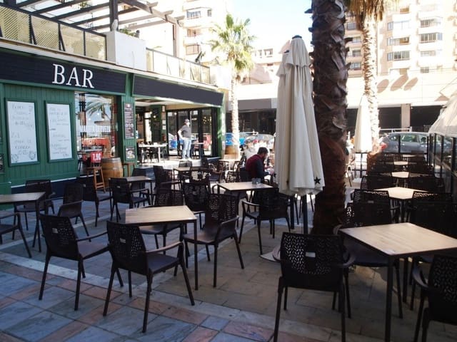 Restaurant/Bar til salg i Fuengirola - € 149.950 (Ref: 9428375)