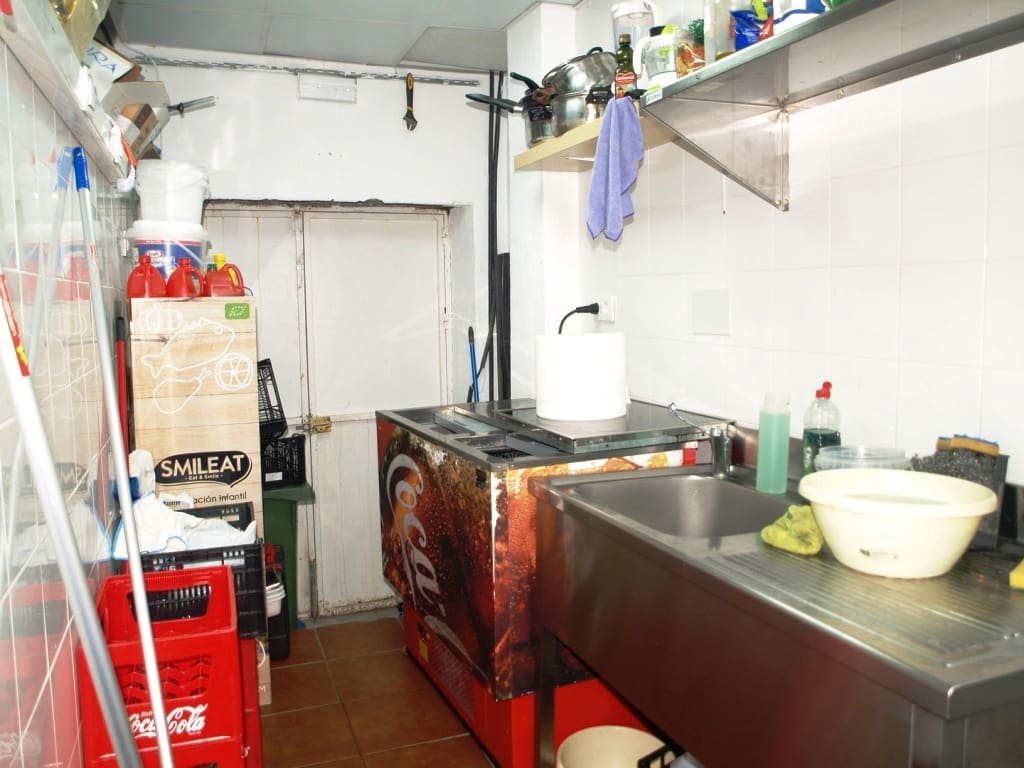 Restaurant/Bar til salg i Fuengirola - € 149.950 (Ref: 9428375)