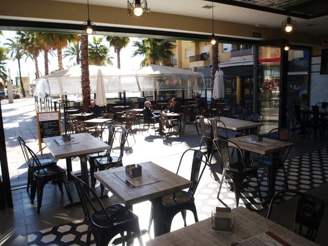 Restaurant/Bar til salg i Fuengirola - € 149.950 (Ref: 9428375)