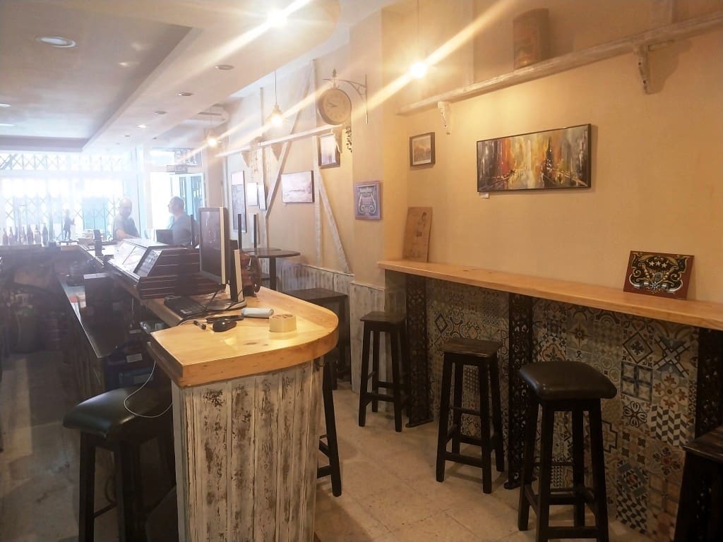 Restaurant/Bar for sale in Fuengirola - € 139,950 (Ref: 9428379)