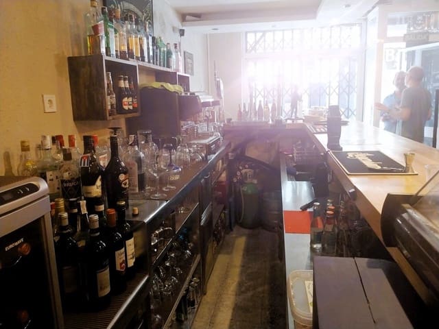 Restaurant/Bar for sale in Fuengirola - € 139,950 (Ref: 9428379)