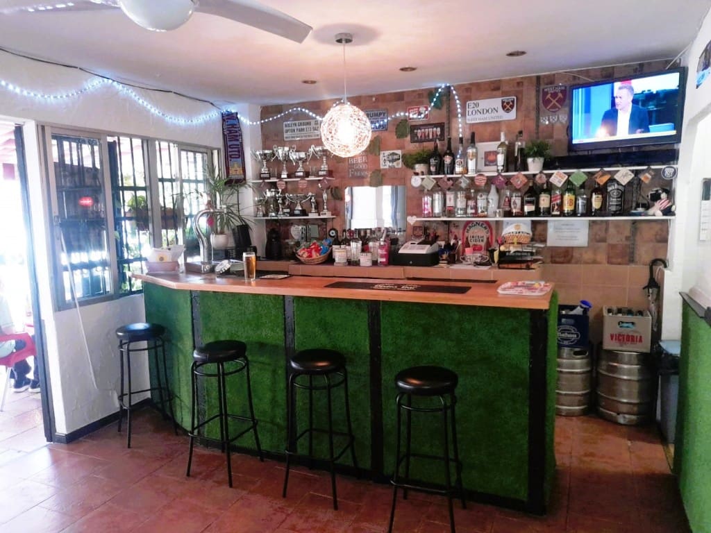 Restaurant/Bar for sale in Fuengirola - € 139,950 (Ref: 9428381)