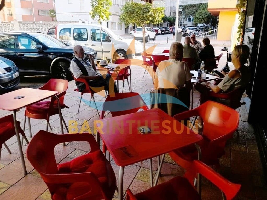 Restaurant/Bar for sale in Fuengirola - € 139,950 (Ref: 9428381)