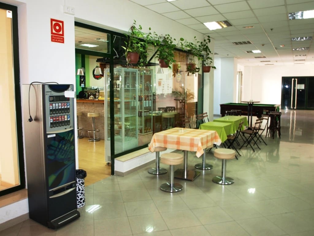 Restaurant/Bar for sale in Benalmadena - € 130,000 (Ref: 9428382)