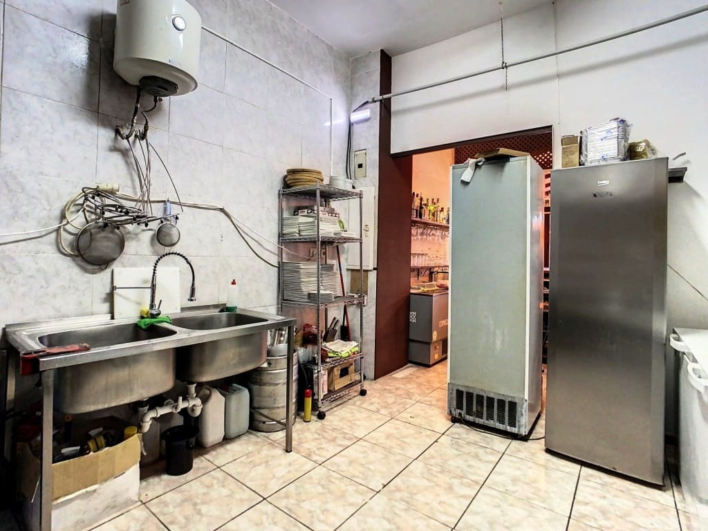 Restaurant/Bar for sale in Torremolinos - € 129,950 (Ref: 9428386)