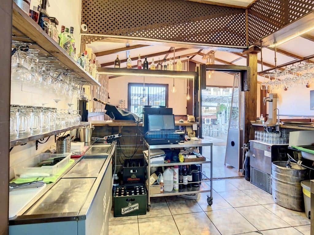 Restaurant/Bar for sale in Torremolinos - € 129,950 (Ref: 9428386)