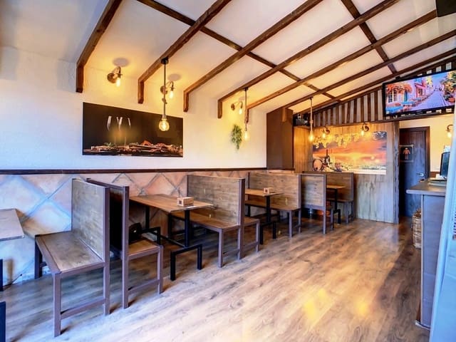 Restaurant/bar te koop in Torremolinos - € 129.950 (Ref: 9428386)
