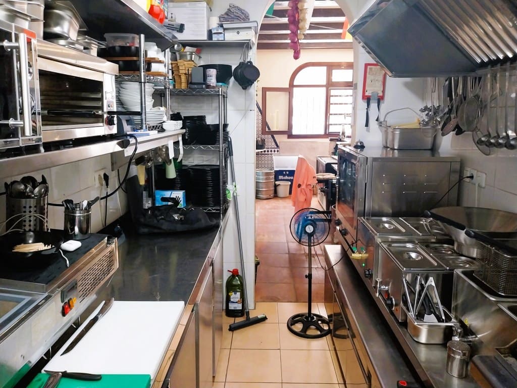 Restaurant/Bar for sale in Benalmadena - € 49,950 (Ref: 9428387)