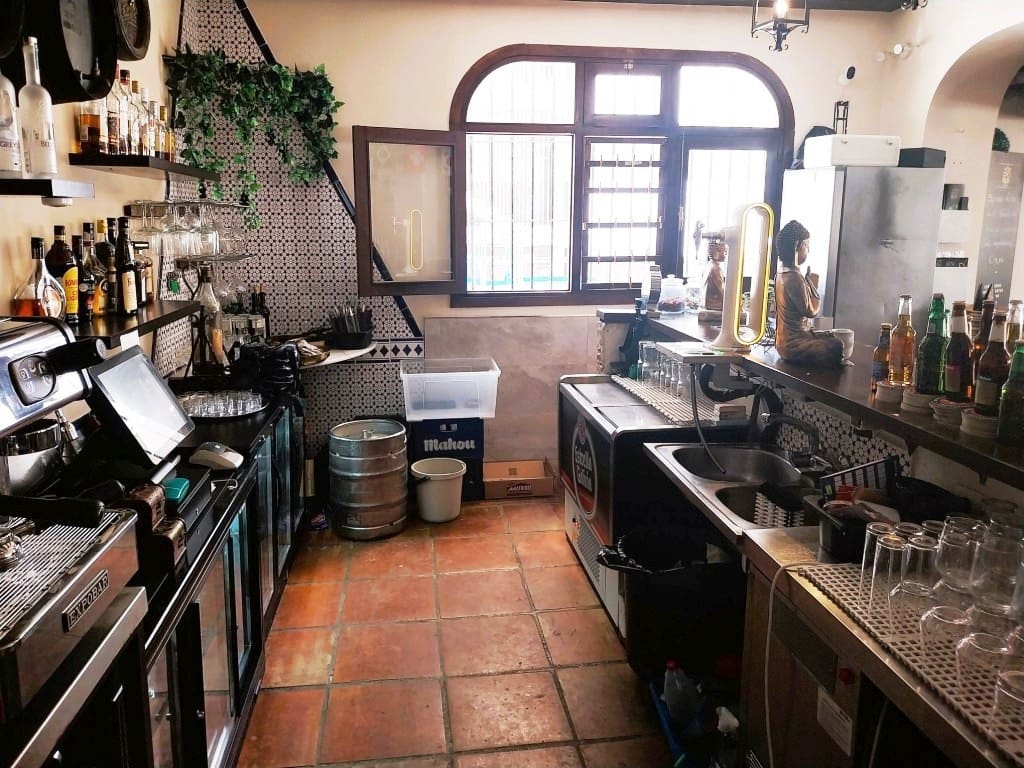 Restaurant/Bar for sale in Benalmadena - € 49,950 (Ref: 9428387)