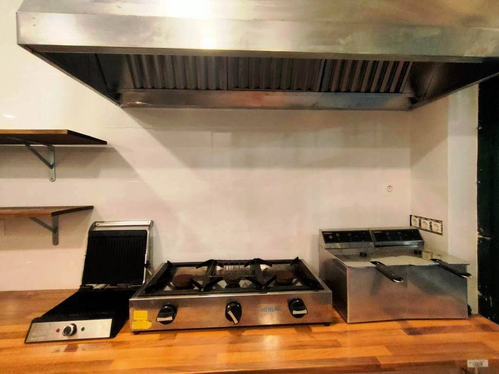 Restaurant/Bar for sale in Benalmadena - € 128,000 (Ref: 9428389)