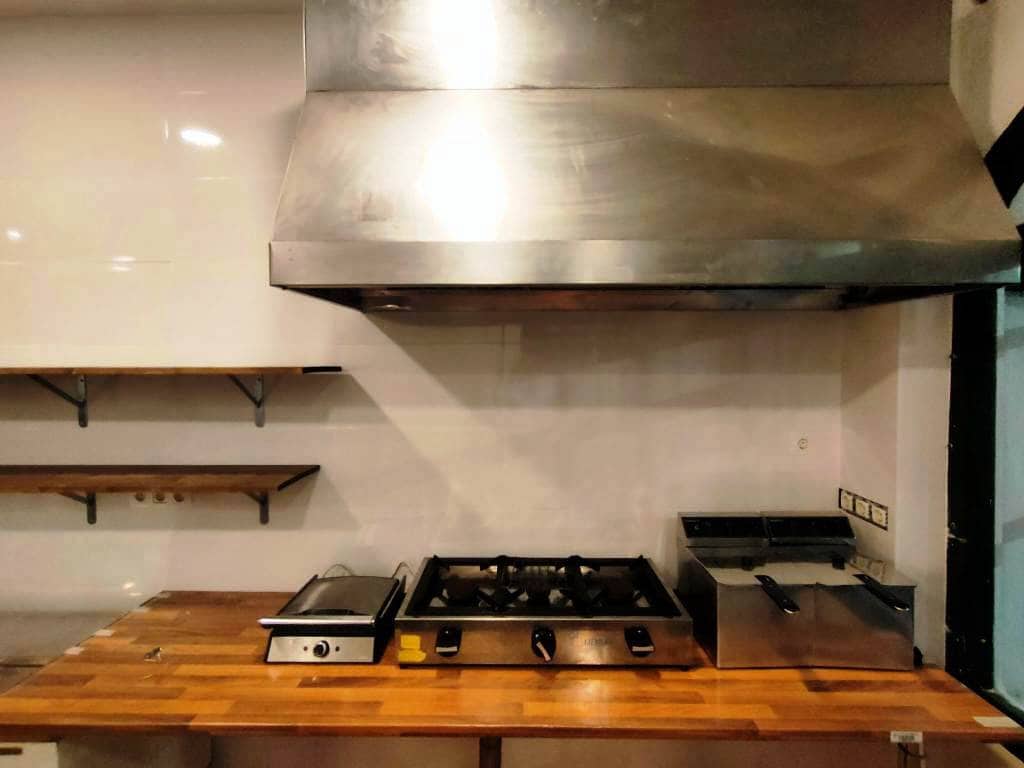 Restaurant/Bar for sale in Benalmadena - € 128,000 (Ref: 9428389)