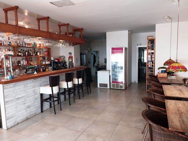 Restaurant/Bar for sale in Fuengirola - € 125,000 (Ref: 9428391)