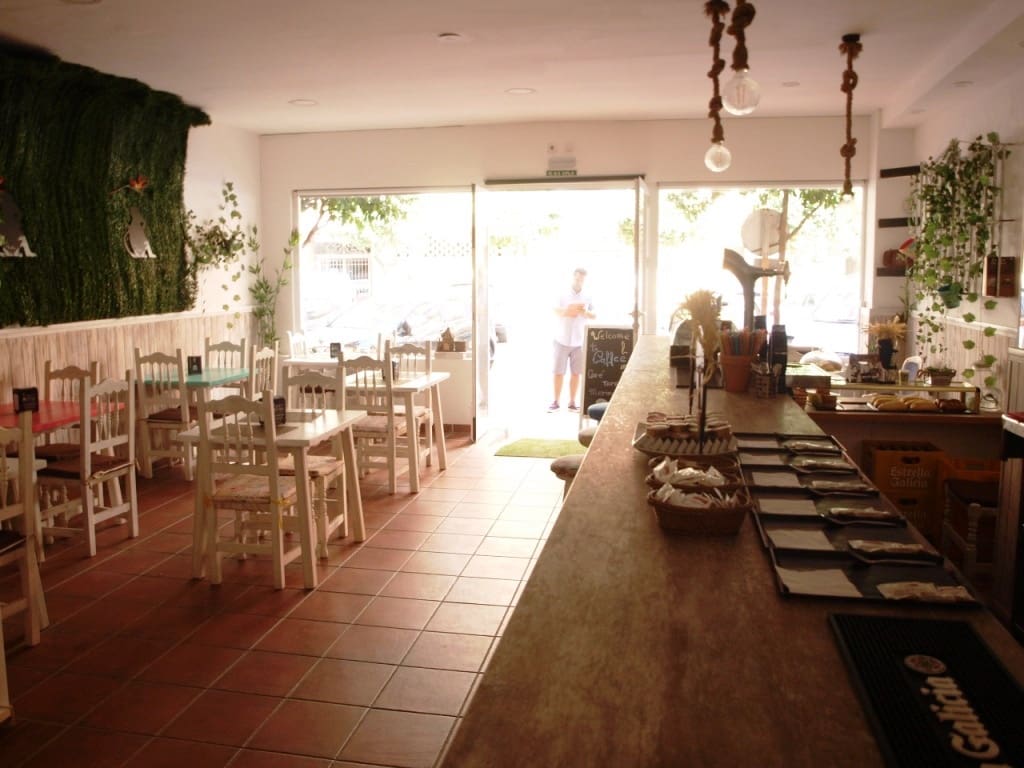 Restaurant/Bar for sale in Fuengirola - € 119,950 (Ref: 9428392)