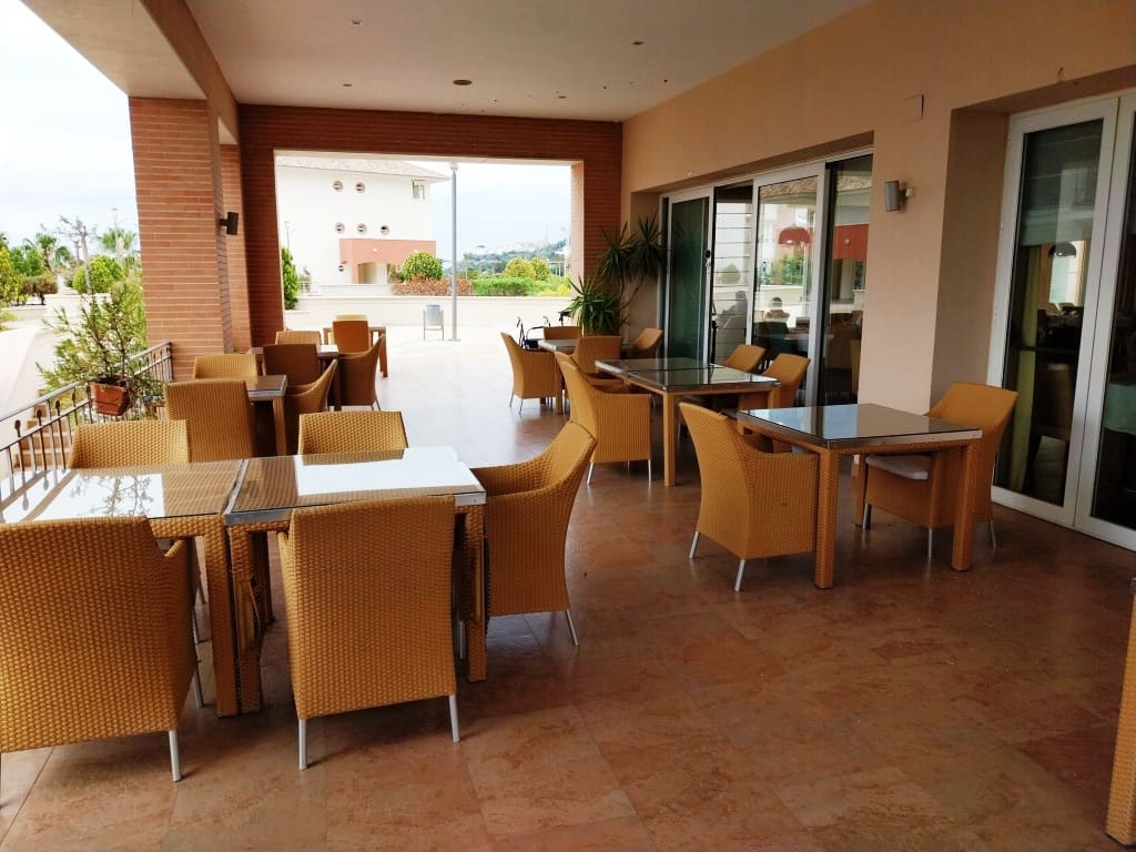 Restaurant/Bar for sale in Benalmadena - € 9,950 (Ref: 9428393)