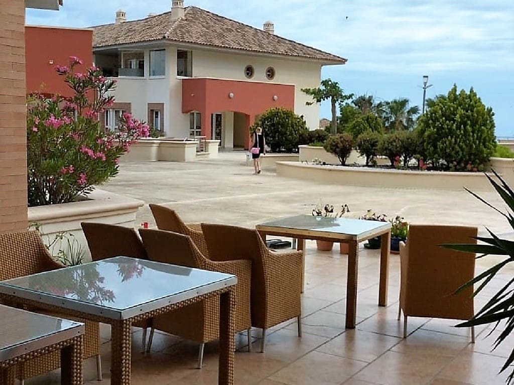 Restaurant/Bar for sale in Benalmadena - € 9,950 (Ref: 9428393)