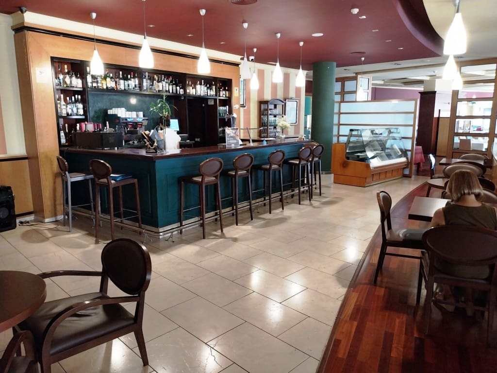 Restaurant/Bar for sale in Benalmadena - € 9,950 (Ref: 9428393)