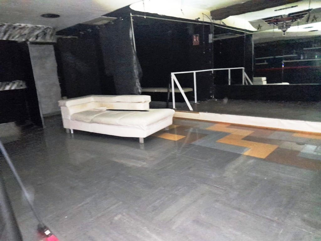 Restaurant/Bar for sale in Torremolinos - € 115,000 (Ref: 9428395)