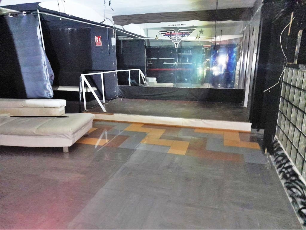 Restaurant/Bar for sale in Torremolinos - € 115,000 (Ref: 9428395)