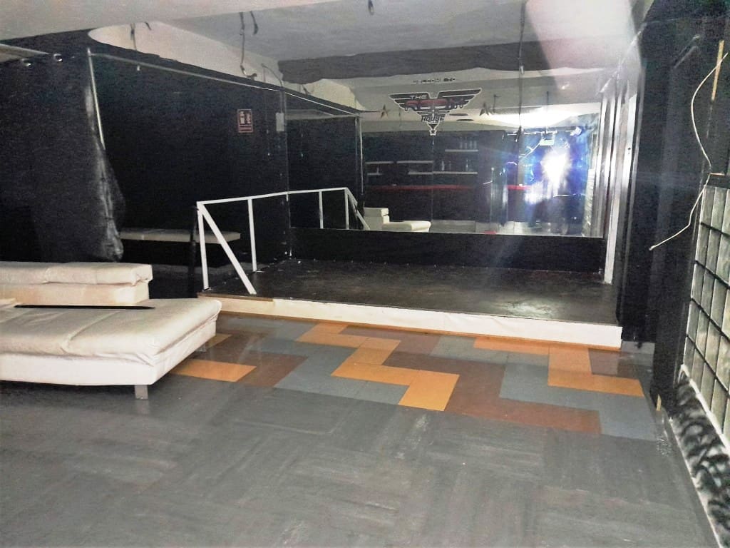 Restaurant/Bar for sale in Torremolinos - € 115,000 (Ref: 9428395)