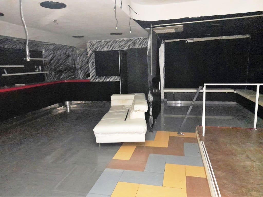 Restaurant/Bar for sale in Torremolinos - € 115,000 (Ref: 9428395)