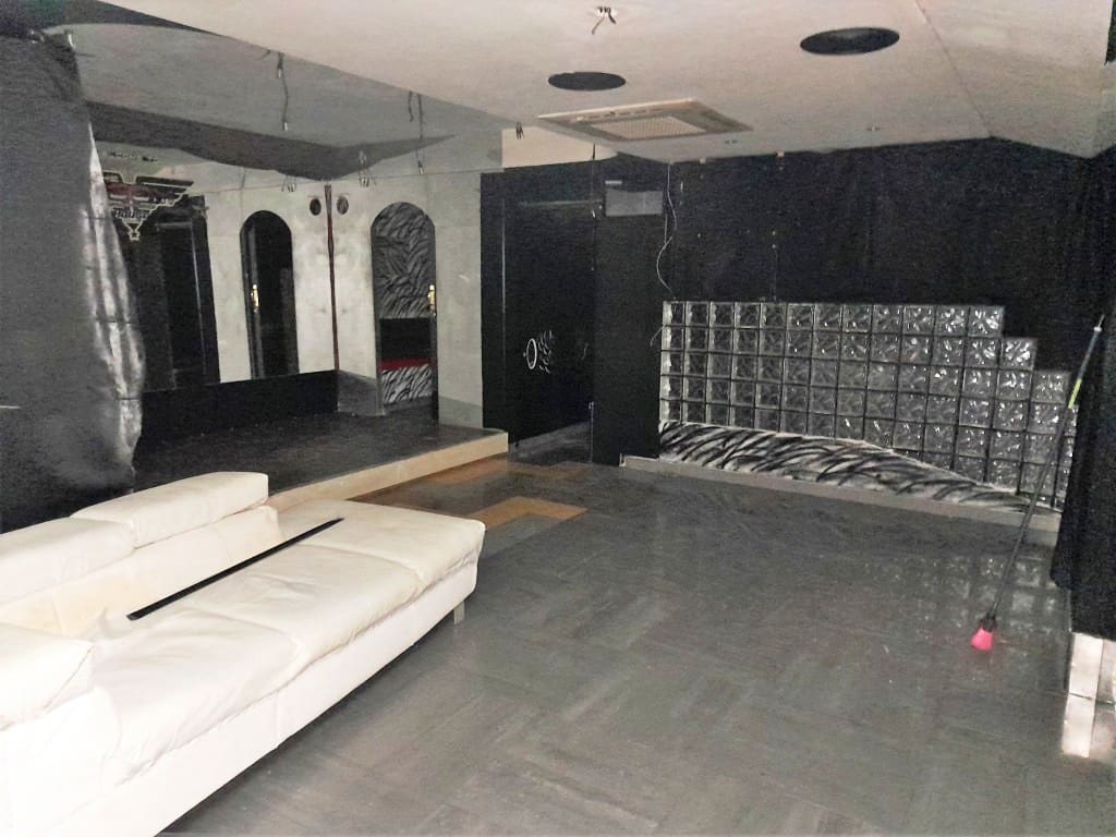 Restaurant/Bar for sale in Torremolinos - € 115,000 (Ref: 9428395)