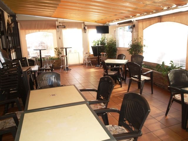 Restaurant/Bar for sale in Benalmádena - € 110,000 (Ref: 9428396)