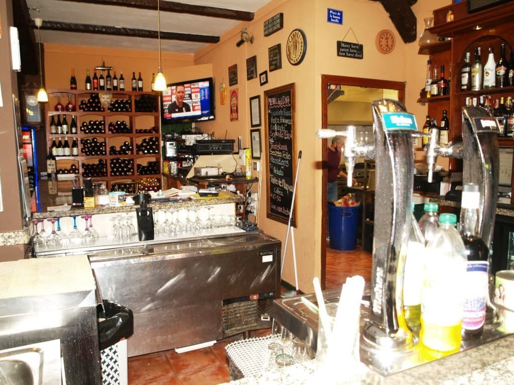 Restaurant/Bar for sale in Benalmadena - € 110,000 (Ref: 9428396)