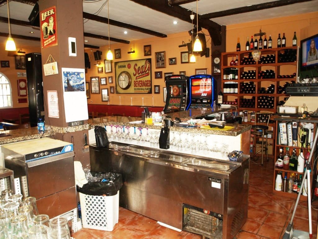 Restaurant/Bar for sale in Benalmadena - € 110,000 (Ref: 9428396)