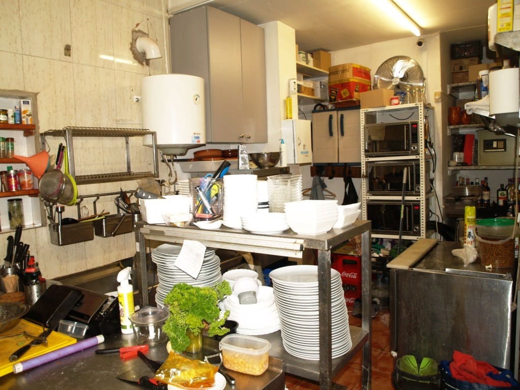 Restaurant/Bar for sale in Benalmadena - € 110,000 (Ref: 9428396)