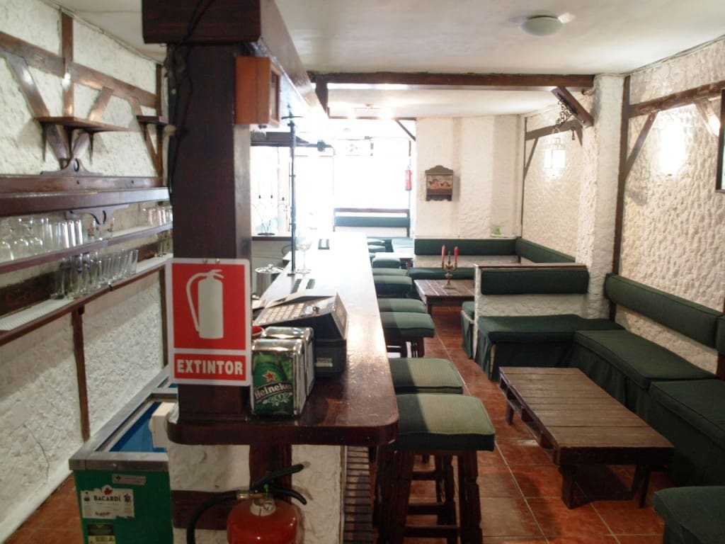 Restaurant/Bar for sale in Fuengirola - € 107,950 (Ref: 9428397)