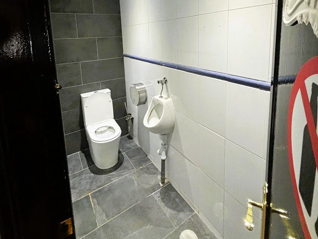 Restaurant/Bar for sale in Torremolinos - € 99,950 (Ref: 9428398)