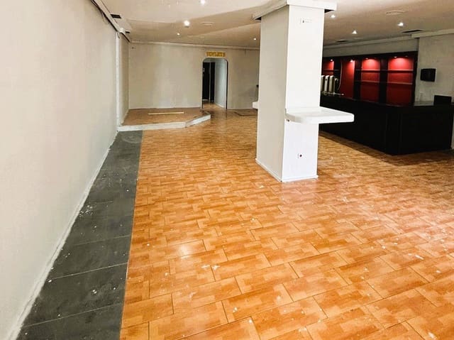 Restaurant/bar te koop in Torremolinos - € 99.950 (Ref: 9428398)