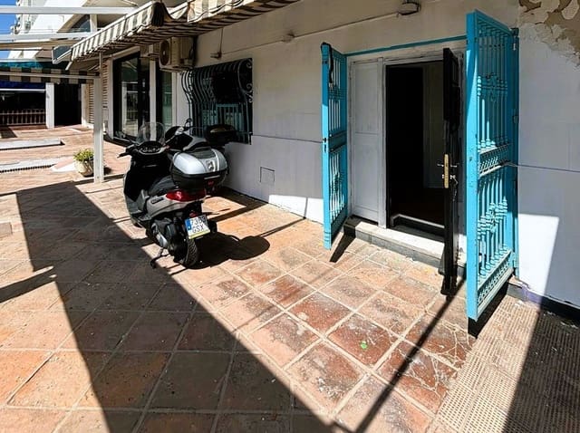 Restaurant/bar te koop in Torremolinos - € 99.950 (Ref: 9428398)