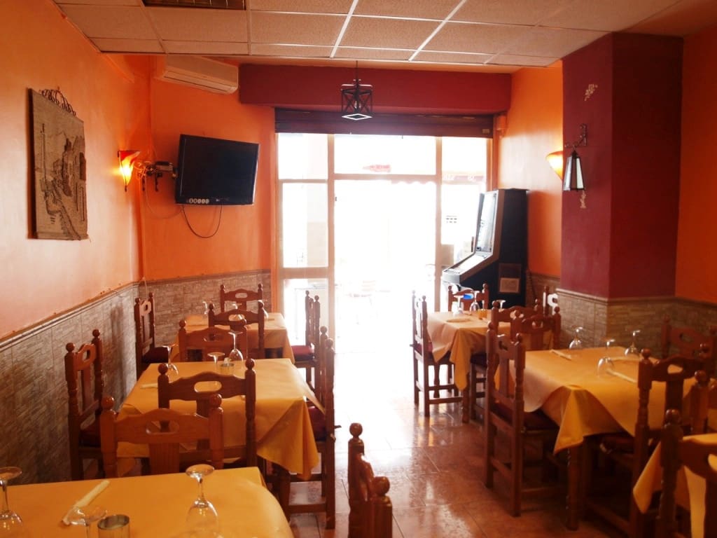Restaurant/Bar for sale in Benalmadena - € 99,000 (Ref: 9428401)
