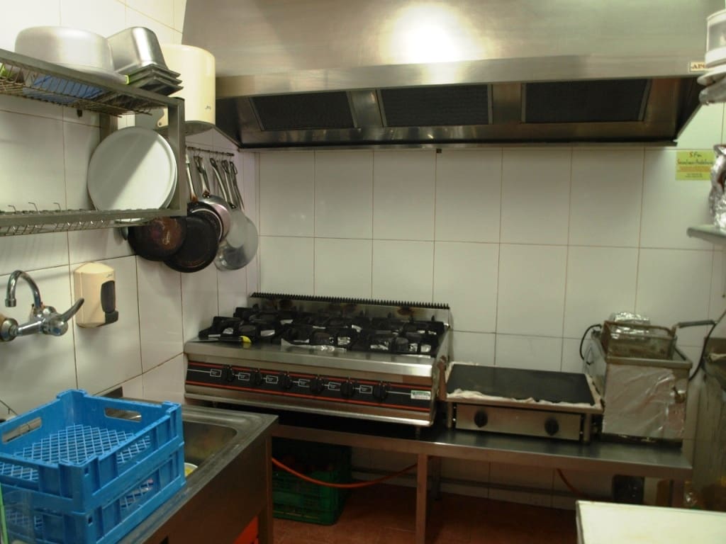 Restaurant/Bar for sale in Benalmadena - € 99,000 (Ref: 9428401)