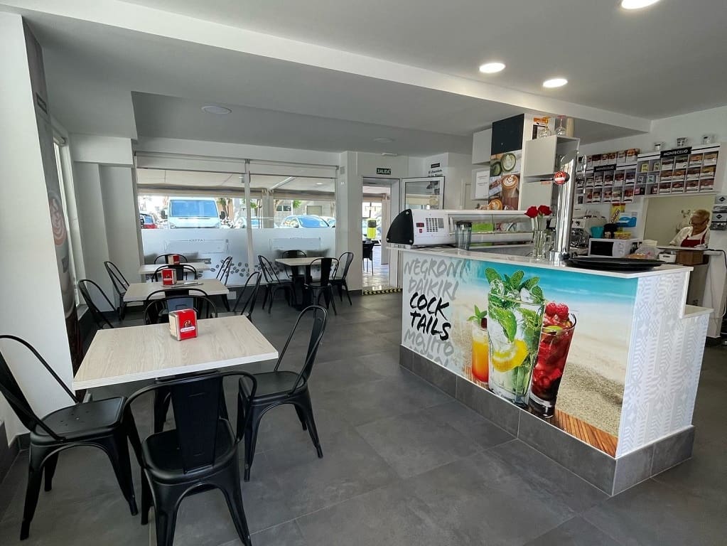 Restaurant/Bar for sale in Fuengirola - € 89,950 (Ref: 9428402)