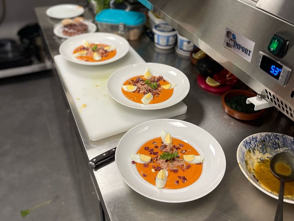 Restaurant/Bar for sale in Fuengirola - € 89,950 (Ref: 9428402)