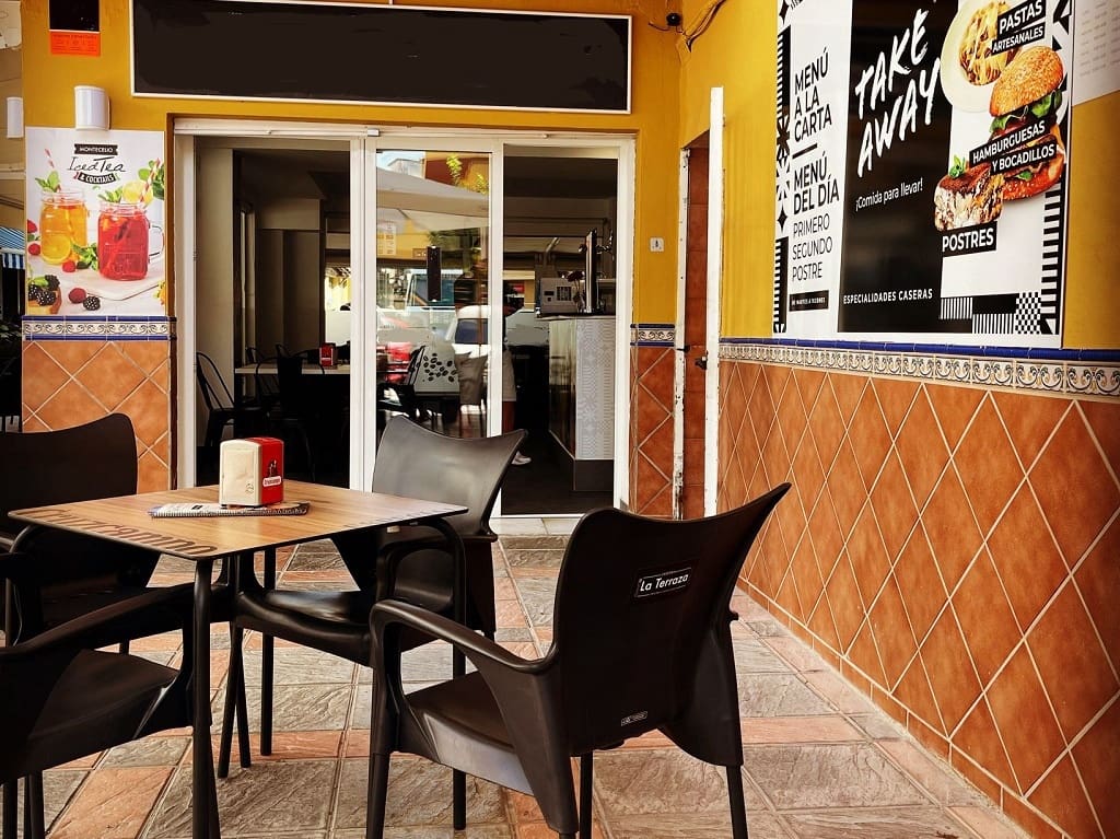 Restaurant/Bar for sale in Fuengirola - € 89,950 (Ref: 9428402)