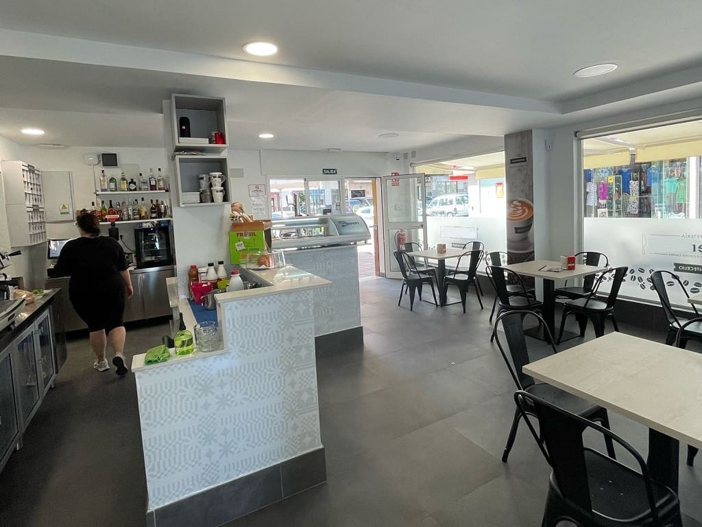 Restaurant/Bar for sale in Fuengirola - € 89,950 (Ref: 9428402)