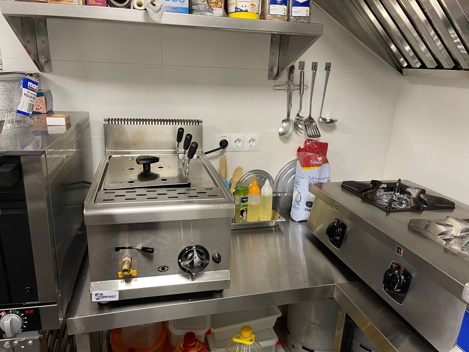 Restaurant/Bar for sale in Fuengirola - € 89,950 (Ref: 9428402)