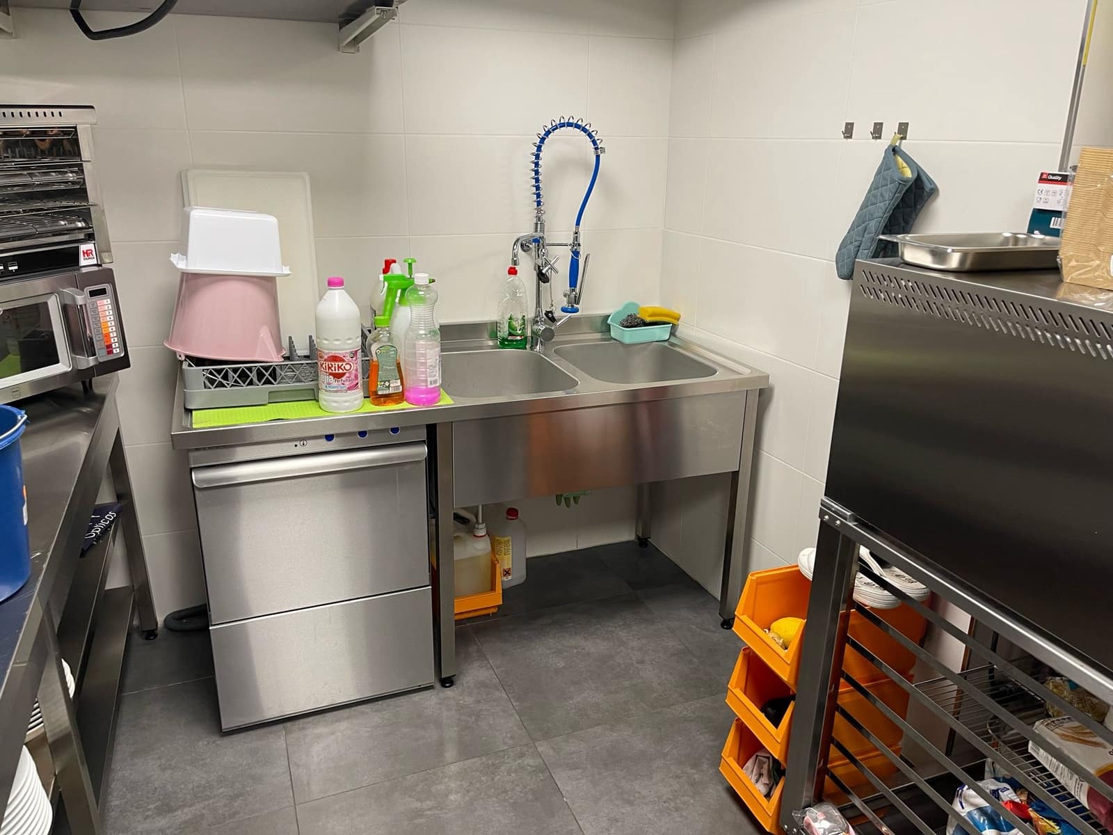 Restaurant/Bar for sale in Fuengirola - € 89,950 (Ref: 9428402)