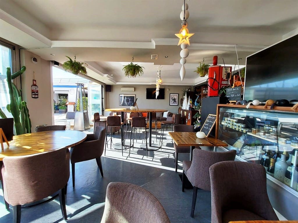 Restaurant/Bar for sale in Marbella - € 89,950 (Ref: 9428403)