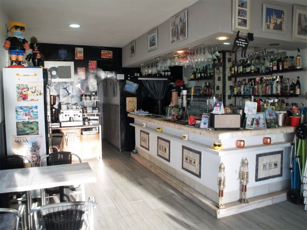 Restaurant/Bar for sale in Benalmadena - € 88,950 (Ref: 9428409)