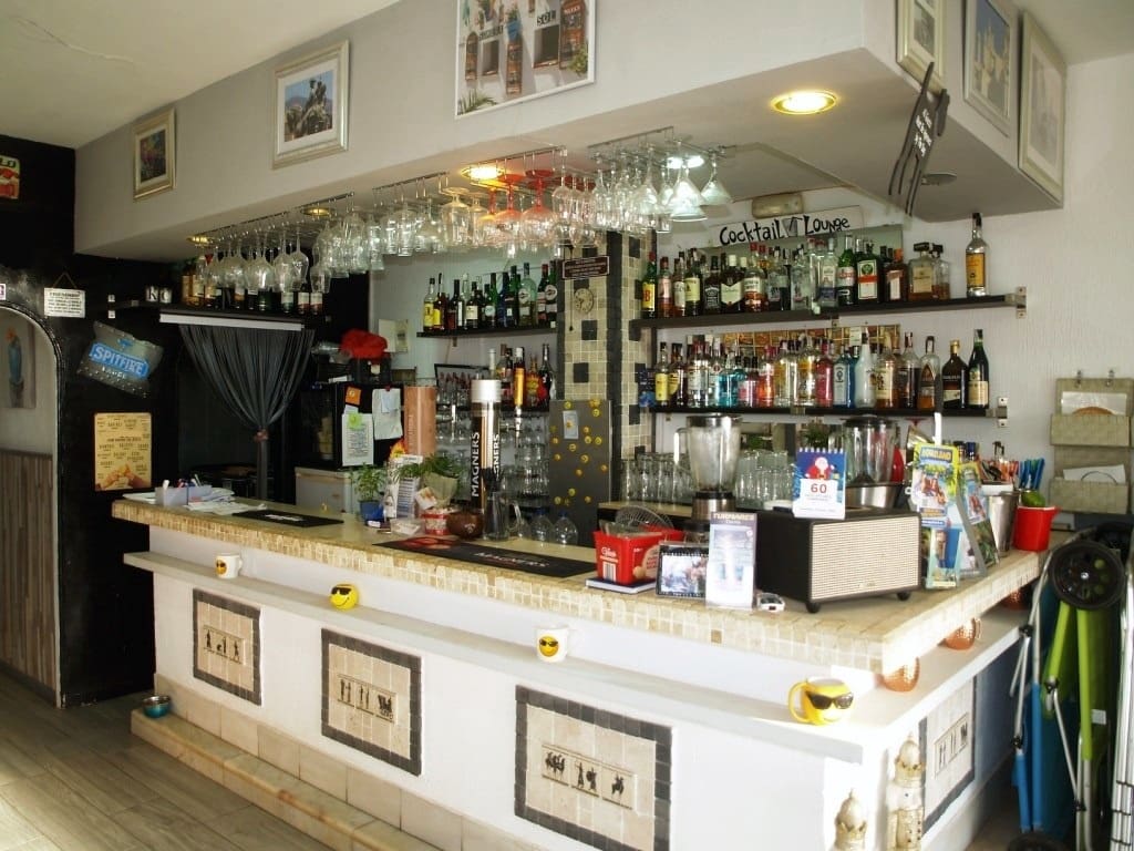 Restaurant/Bar for sale in Benalmadena - € 88,950 (Ref: 9428409)