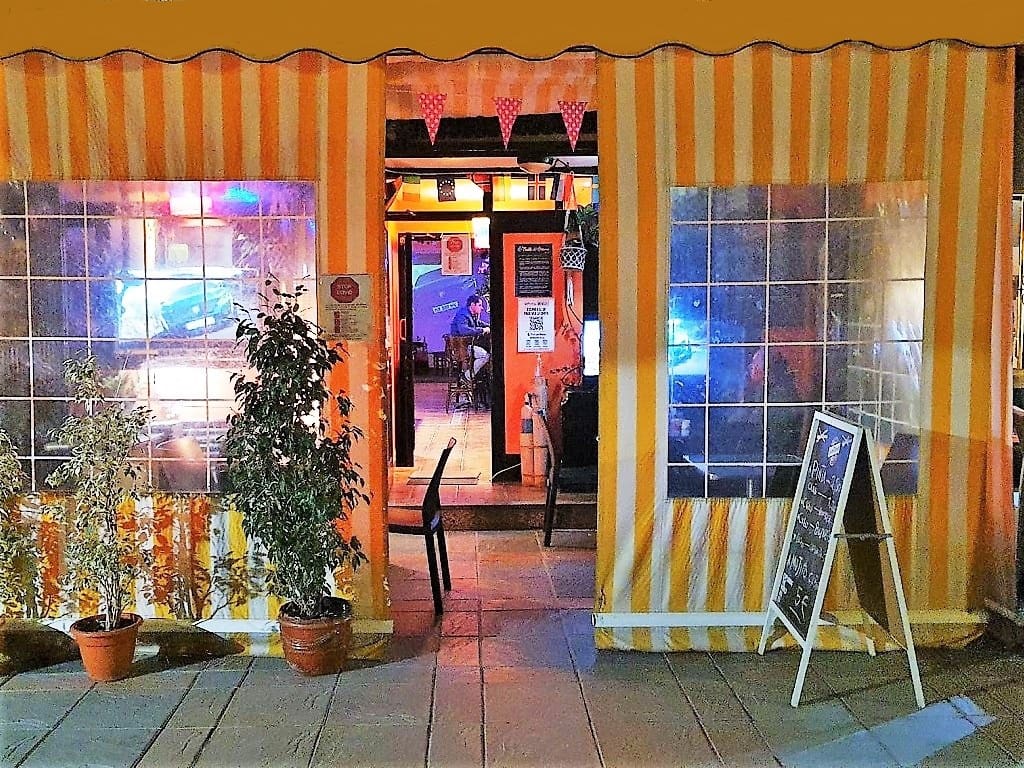 Restaurant/Bar for sale in Fuengirola - € 85,000 (Ref: 9428410)