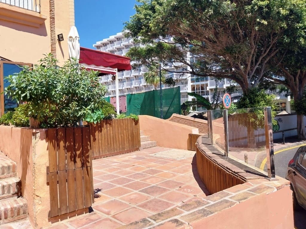 Restaurant/Bar for sale in Benalmadena - € 74,000 (Ref: 9428416)