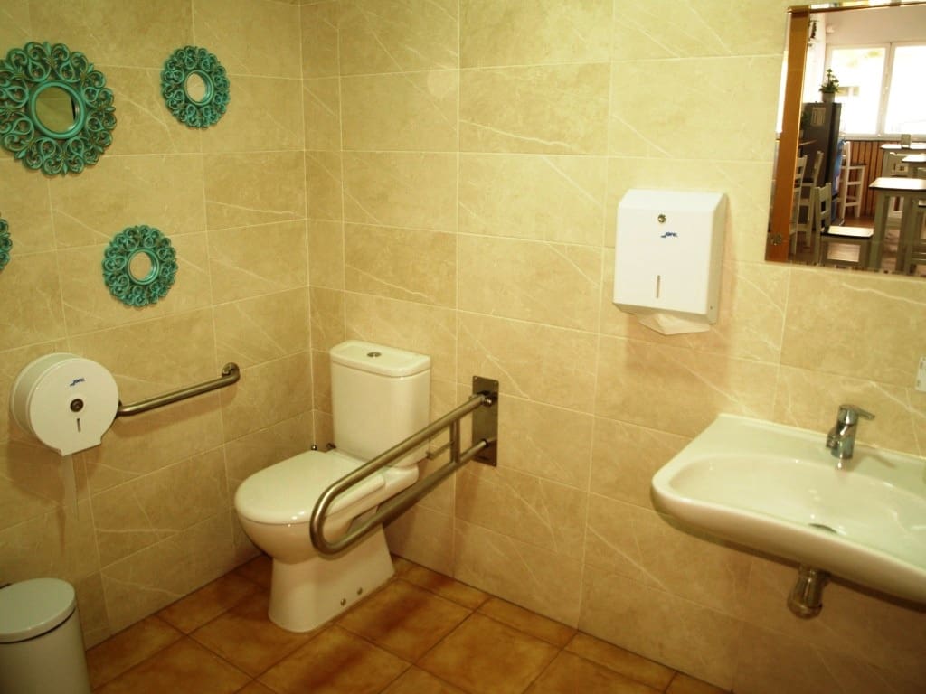 Restaurant/Bar for sale in Fuengirola - € 69,950 (Ref: 9428417)