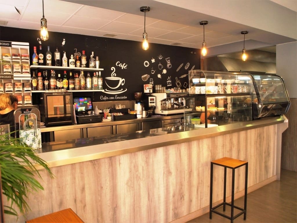 Restaurant/Bar for sale in Fuengirola - € 69,950 (Ref: 9428418)