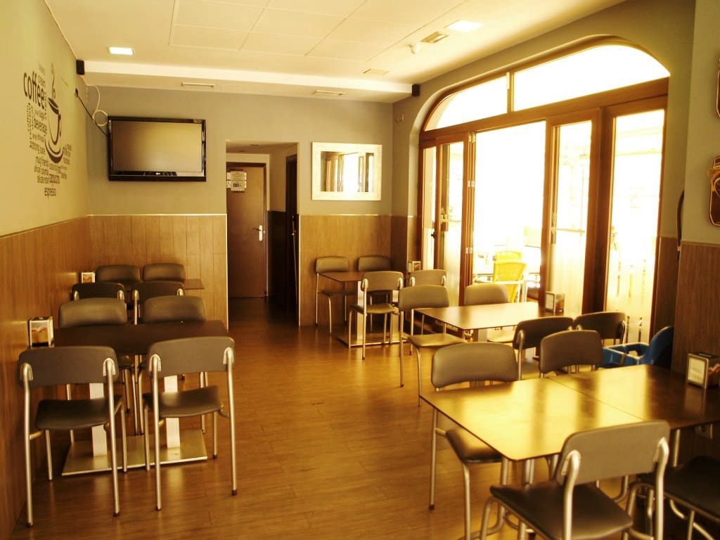 Restaurant/Bar for sale in Fuengirola - € 69,950 (Ref: 9428418)
